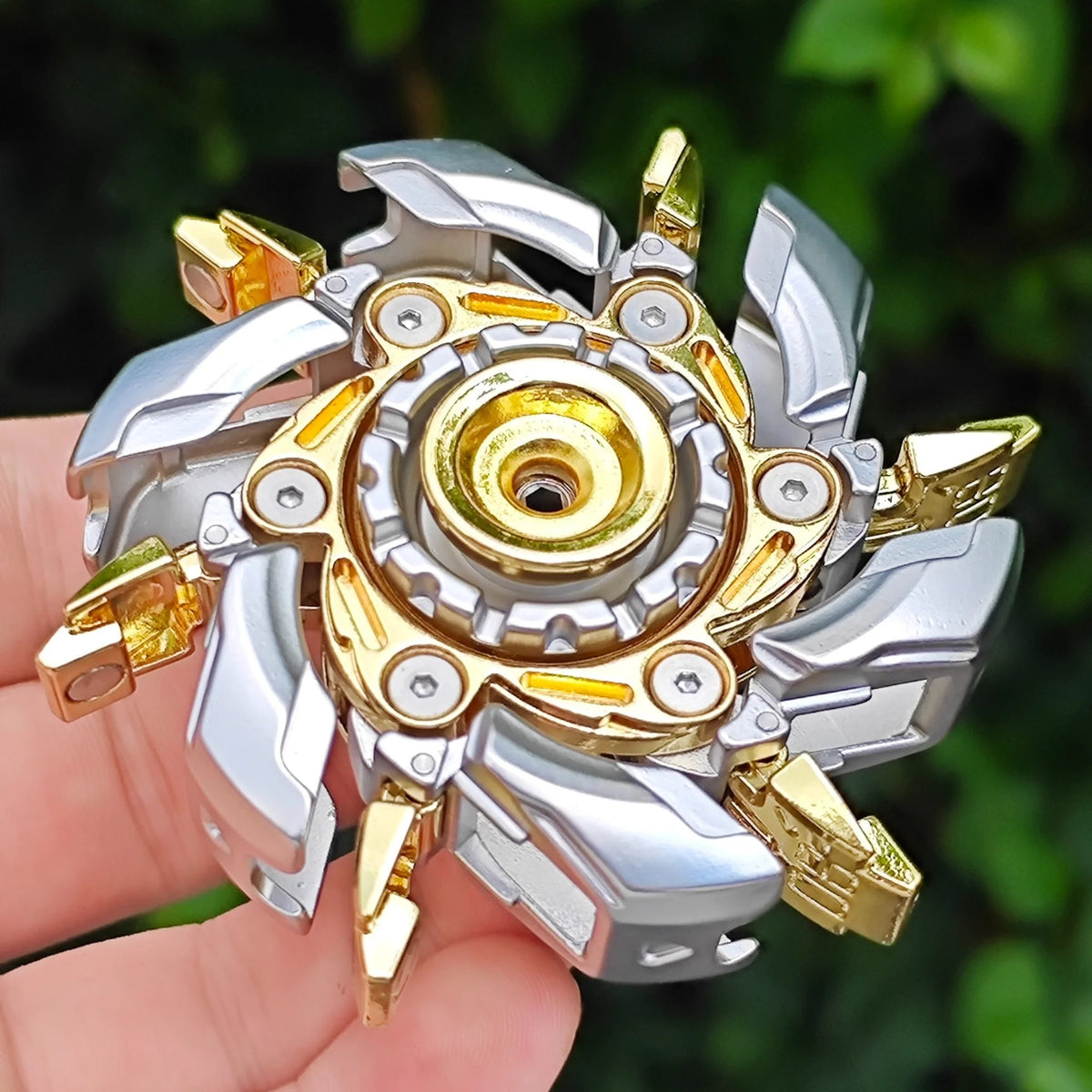 Magnetic Metal Fidgety Mood Buster Open Armor Spinning TopFidget Toys